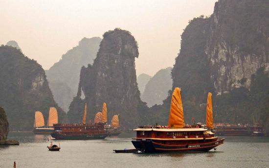 Halong boat trip